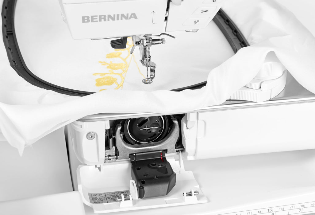 Bernina 700E