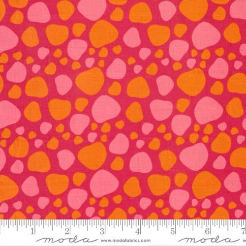 Creativity Roars fabric - Raspberry 47546 18