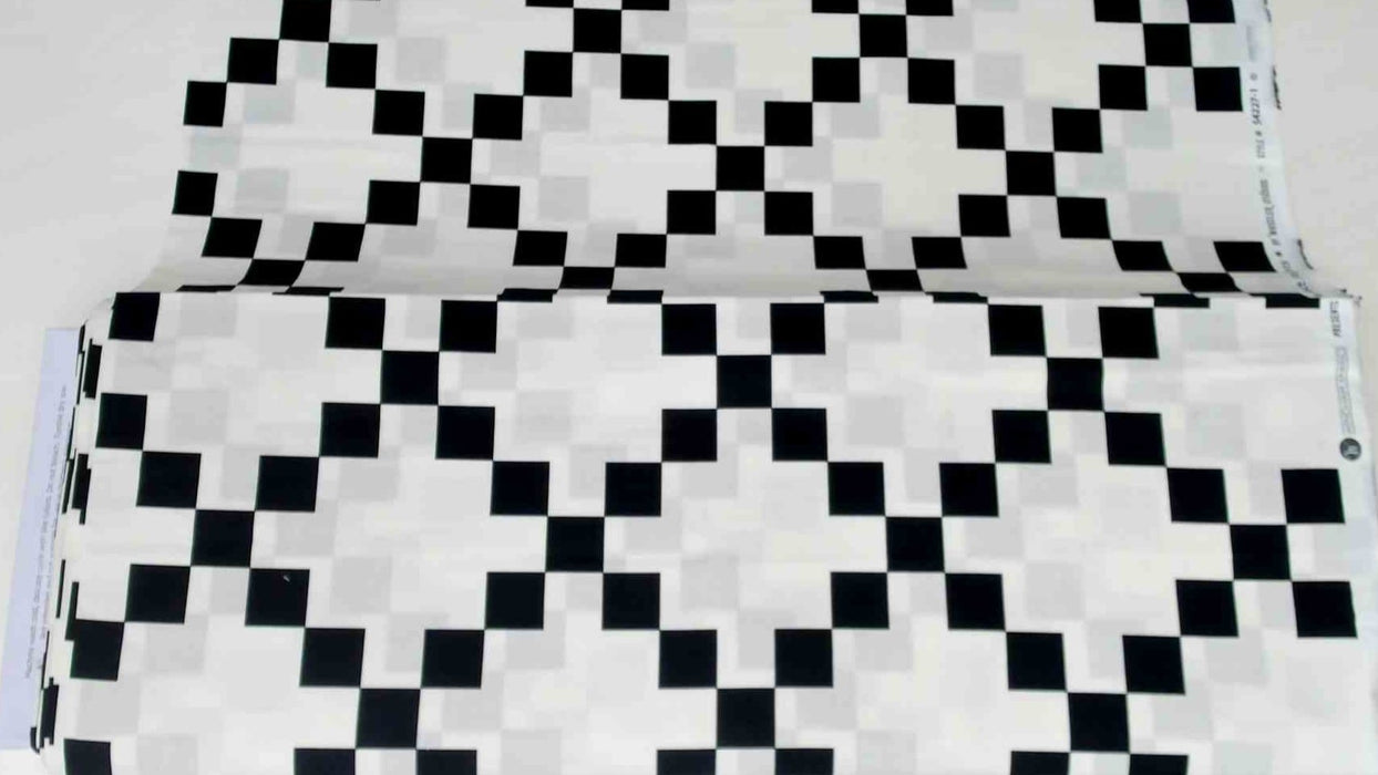 Perfect Points Nine Patch Black & White fabric